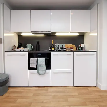 Apartment Marsh By Staybc Bristol